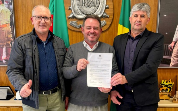 Foto de capa da notícia: LIBERADO RECURSO DE MAIS DE R$ 350 MIL PARA PAVIMENTAÇÃO NO PARQUE MUNICIPAL DE EVENTOS