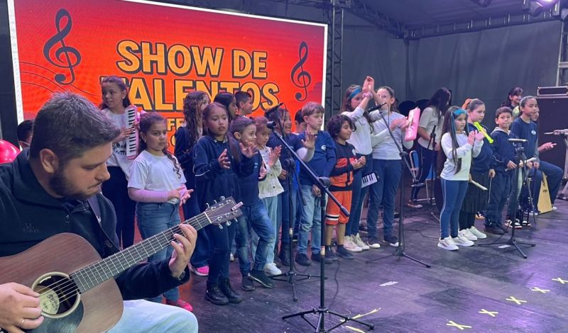 Foto de capa da notícia: IV Feira Cultural  - Escola Municipal Alexandre Bacchi