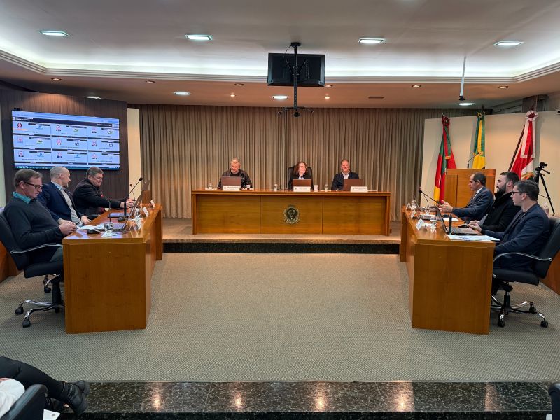Foto de capa da notícia Vereadores aprovam Moções de Congratulações por unanimidade
