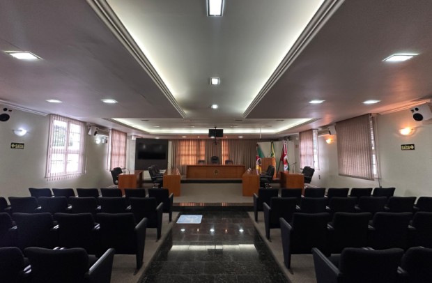 Foto de capa da notícia: Três projetos e uma Moção de Congratulações estão na pauta da Sessão Ordinária de segunda-feira, dia 28