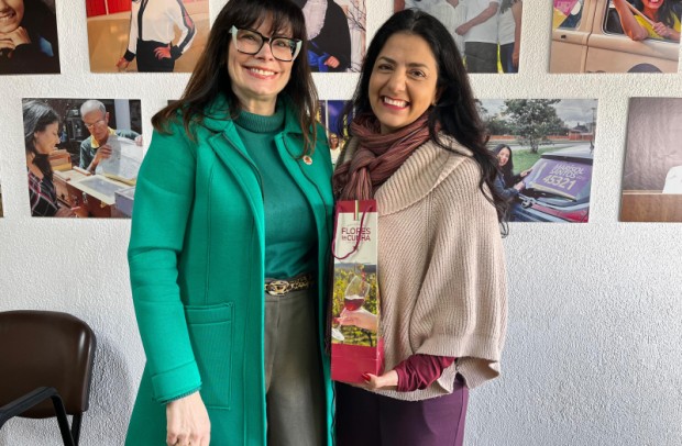 Foto de capa da notícia: Jaqueline Zanella fortalece diálogo intermunicipal em visita à Câmara de Caxias do Sul