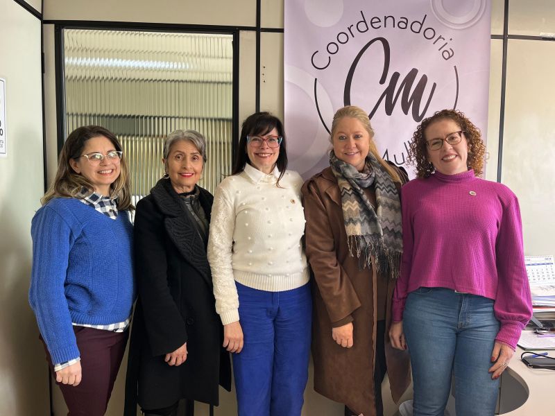 Foto de capa da notícia Agosto Lilás: vereadoras visitam Coordenadoria e Centro de Referência da Mulher em Caxias do Sul