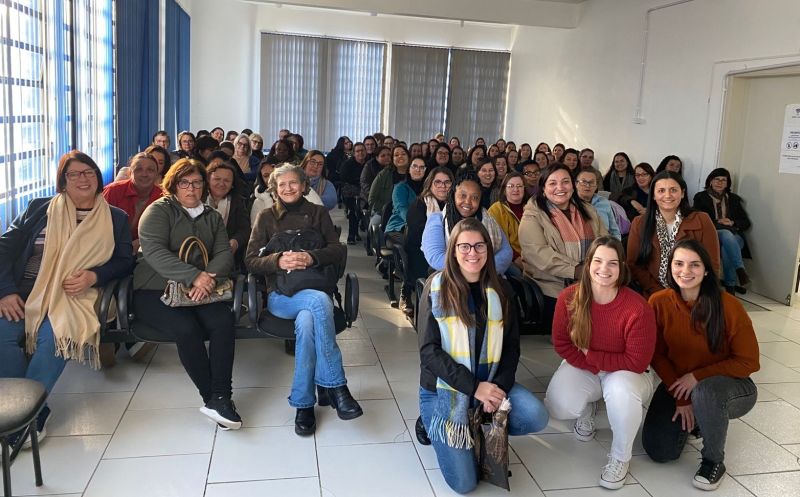 Foto de capa da notícia: SMEC promove formação sobre Seletividade Alimentar e inclusão na merenda escolar