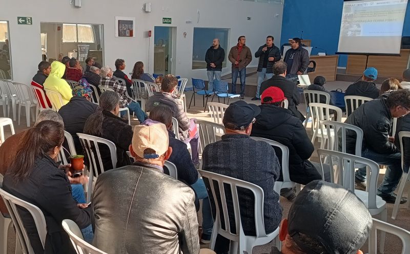 Foto de capa da notícia: Emater/RS-Ascar apresenta programa “Operação Terra Forte” em apoio à agricultura familiar
