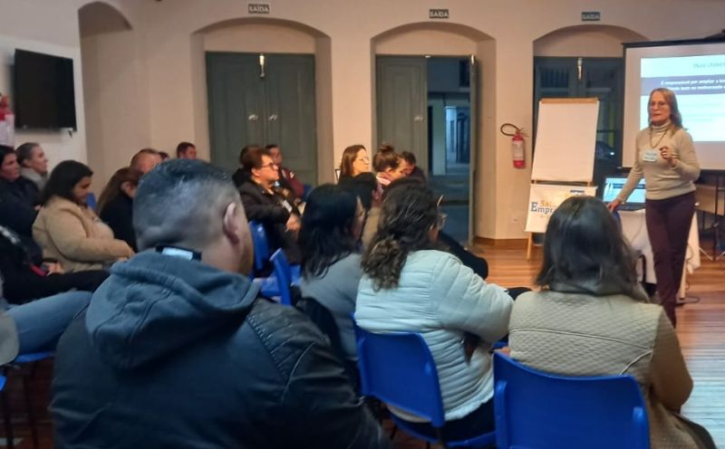 Foto de capa da notícia: Workshop “Como Formar Meu Preço” reúne empreendedores nortenses em noite de capacitação e troca de conhecimento