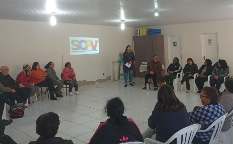 Foto de capa da notícia: ESF Carlos Santos realiza palestra sobre saúde do idoso para grupos do SCFV