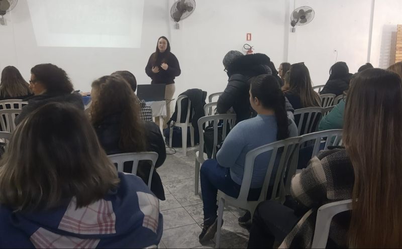Foto de capa da notícia: São José do Norte sedia 3º Encontro do Programa Pampa Alfabetizado com professoras de escolas rurais