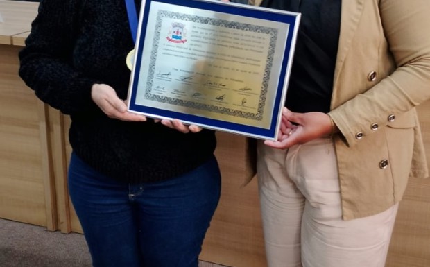 Foto de capa da notícia: Executivo prestigia homenagem da Câmara Municipal à APAE pelos 37 anos de atuação em São José do Norte