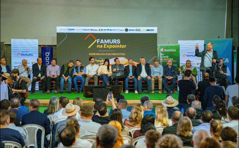 Foto de capa da notícia: Executivo participa de Assembleia Geral de Prefeitos na Expointer