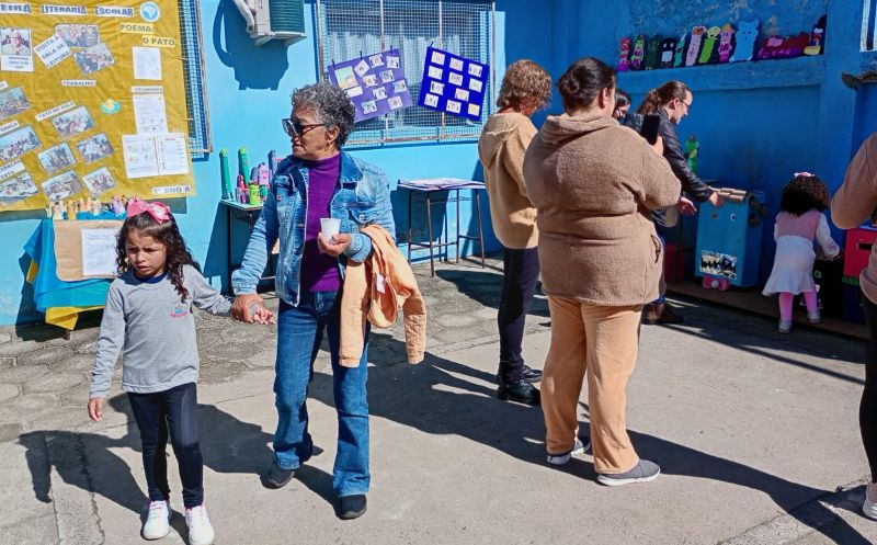 Foto de capa da notícia: I Feira Literária da Escola Marechal Rondon valoriza leitura e integração com a comunidade