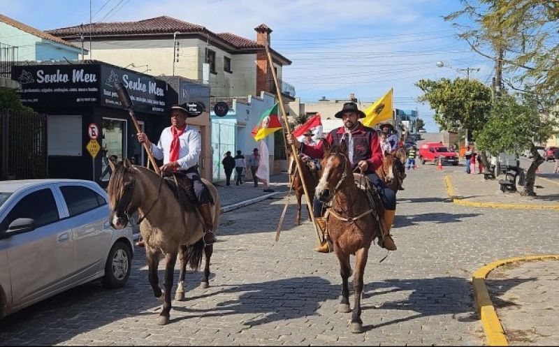 Foto de capa da notícia: Emissão de GTA para o Desfile Farroupilha deve ser feita até sexta-feira