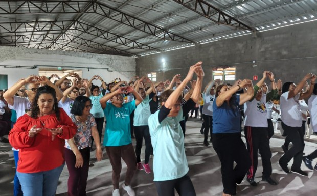 Foto de capa da notícia: Semana Farroupilha: Tarde recreativa é promovida para a melhor idade