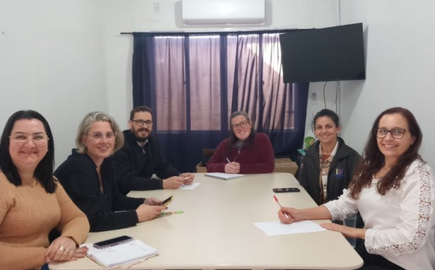 Foto de capa da notícia: Grupo de Educação Fiscal realiza revisão de planejamento das ações de educação fiscal no município
