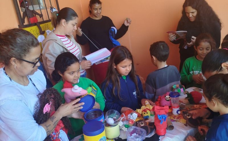 Foto de capa da notícia: EEEM Silvério da Costa Novo realiza Feira Literária da Educação Infantil