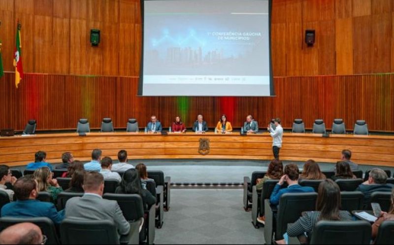 Foto de capa da notícia: São José do Norte participa da 1ª Conferência Gaúcha de Municípios