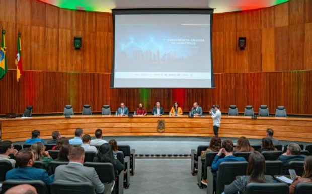 Foto de capa da notícia: São José do Norte participa da 1ª Conferência Gaúcha de Municípios