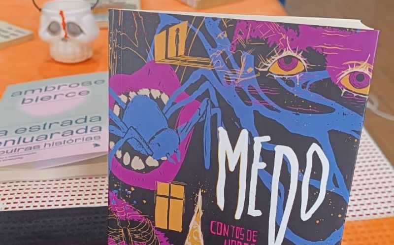 Foto de capa da notícia: Biblioteca Pública apresenta exposição Páginas Misteriosas