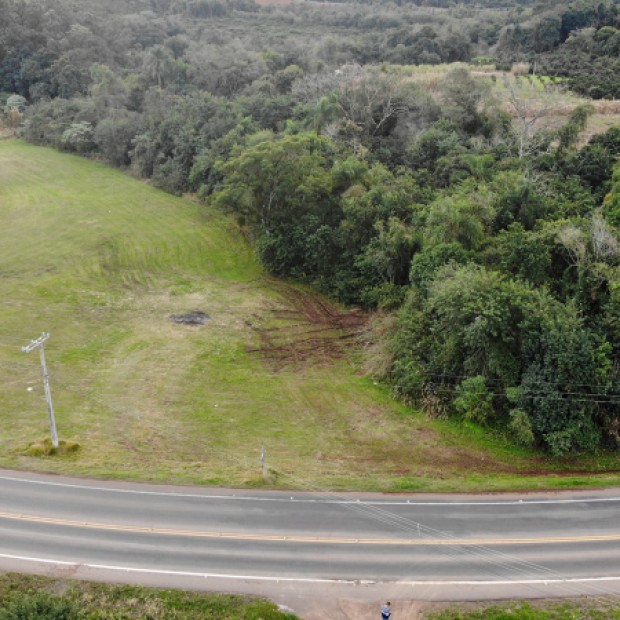 Foto de capa da notícia: Município recebe área em doação em Arroio Bonito