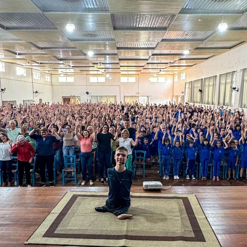 Foto de capa da notícia: Palestra motivacional com Tiago Linck integra programação da Semana da Pessoa com Deficiência em São José do Hortêncio