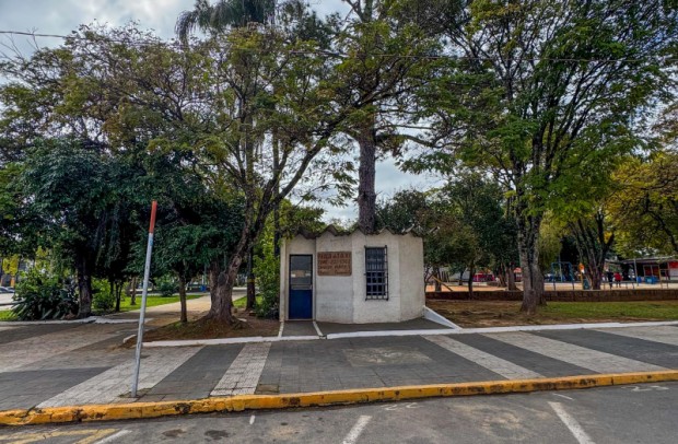Foto de capa da notícia: Prefeitura remarca licitação para pontos de táxi para 12 de setembro