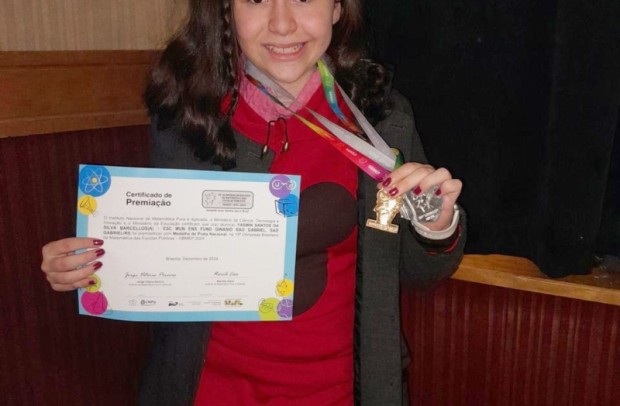 Foto de capa da notícia: Aluna da Escola Ginásio São Gabriel conquista medalhas na Olimpíada de Matemática 2024