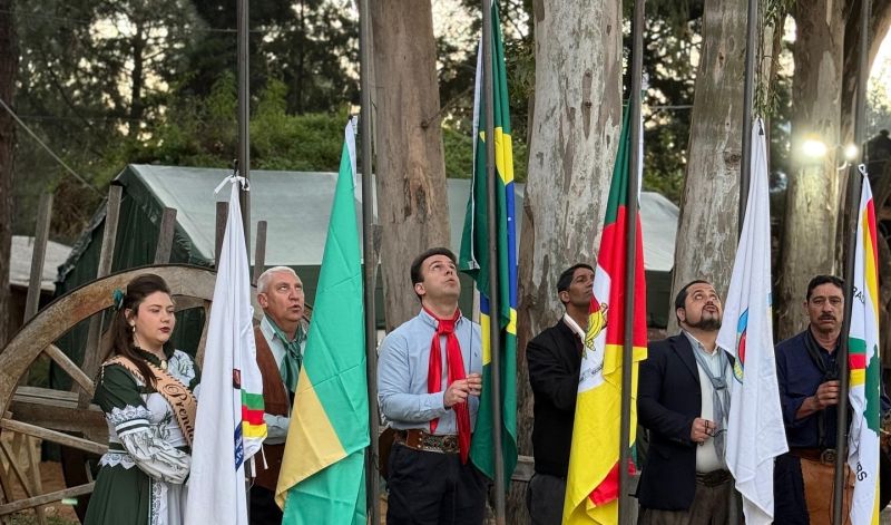 Foto de capa da notícia: Semana Farroupilha 2025 é aberta com mensagem do prefeito sobre os ideais gaúchos