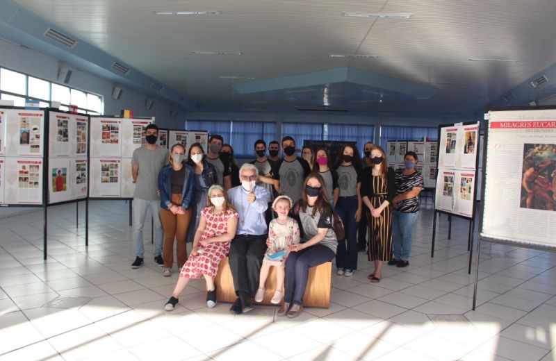 Foto de capa da notícia: Santuário de Caravaggio promove exposição sobre Milagres Eucarísticos, idealizada pelo beato Carlo Acutis