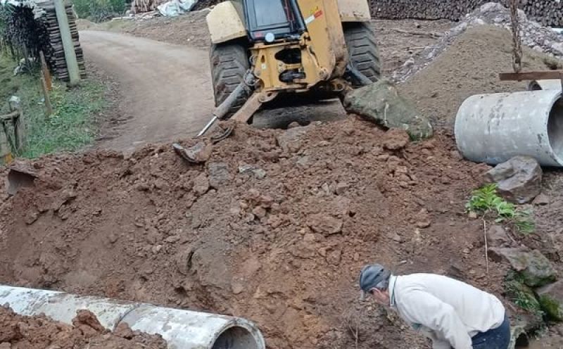 Foto de capa da notícia Secretaria de Obras e Serviços Urbanos em várias frentes de trabalho nos últimos dias. Confira algumas delas: