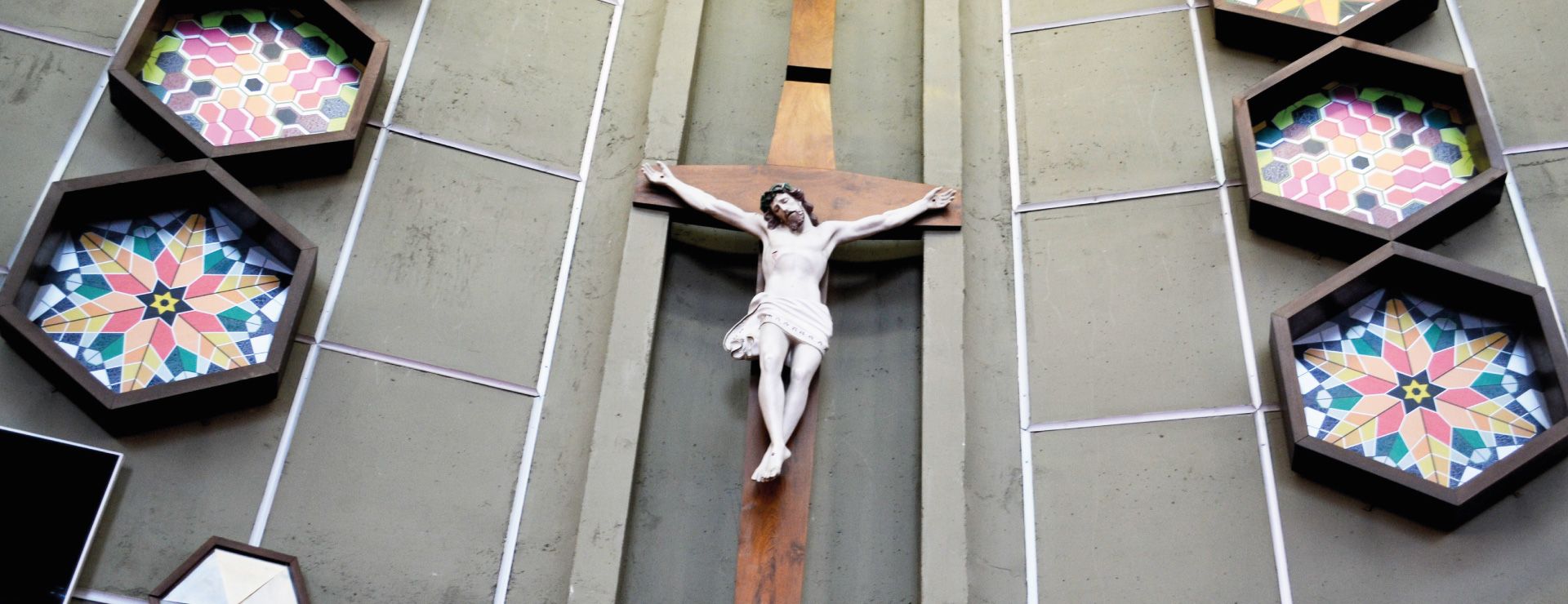 cruz do altar