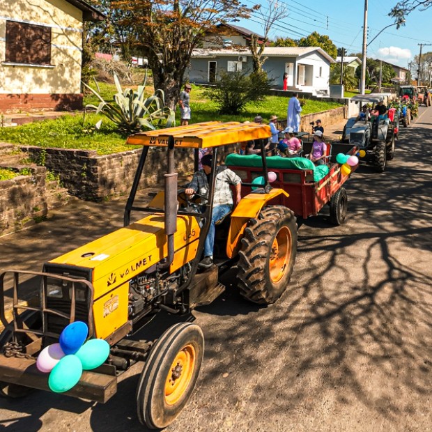 Foto de capa da notícia: DESFILE DO COLONO E MOTORISTA 2025: