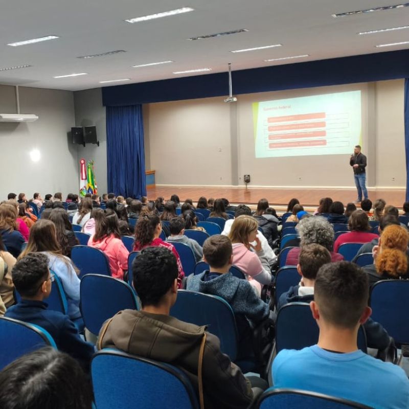 Foto de capa da notícia: FORMAÇÃO DE CIDADÃOS CONSCIENTES