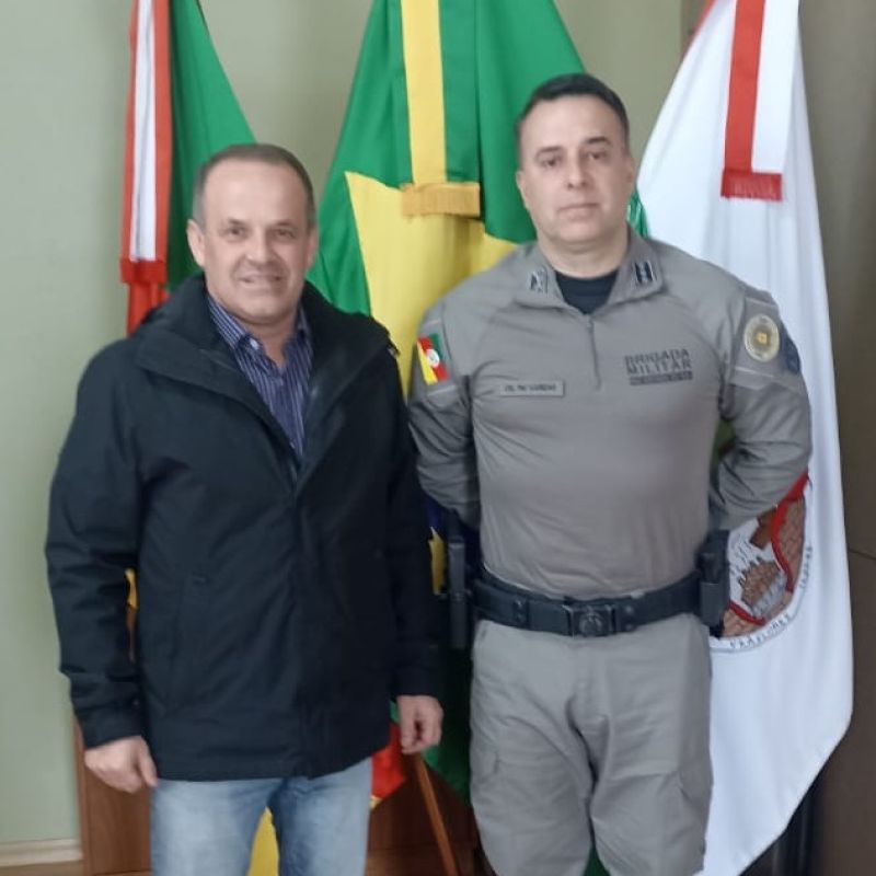 Foto de capa da notícia: VILA FLORES RECEBE COMANDANTE REGIONAL DA BRIGADA MILITAR