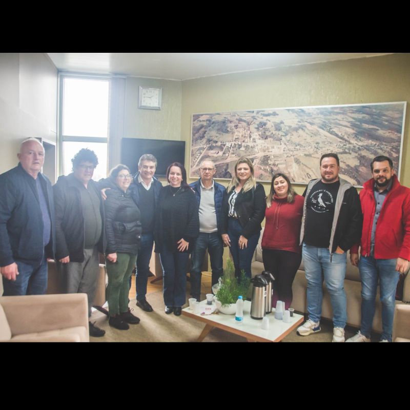 Foto de capa da notícia: DEPUTADO VILMAR ZANCHIN VISITA VILA FLORES
