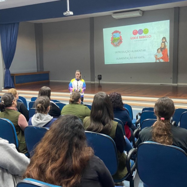 Foto de capa da notícia: PALESTRA PARA PROFESSORES SOBRE EDUCAÇÃO ALIMENTAR