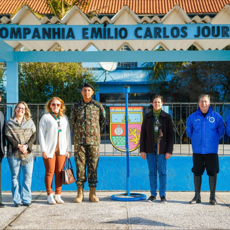 Foto de capa da notícia Dom Pedrito recebe a centelha do Fogo Simbólico da Pátria