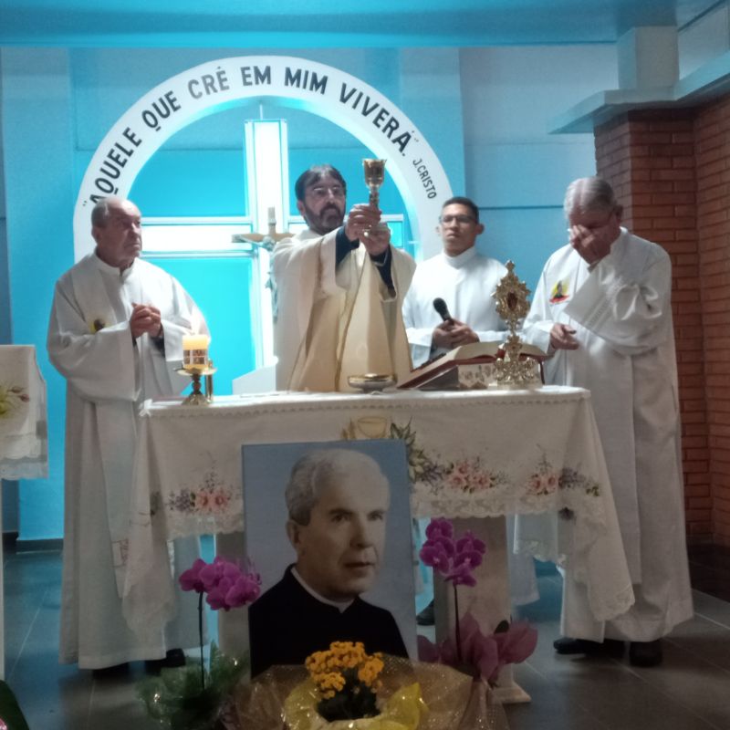 Foto de capa da notícia Homilia do Pe. Idair Bonadiman, na Missa da Festa Litúrgica do Beato