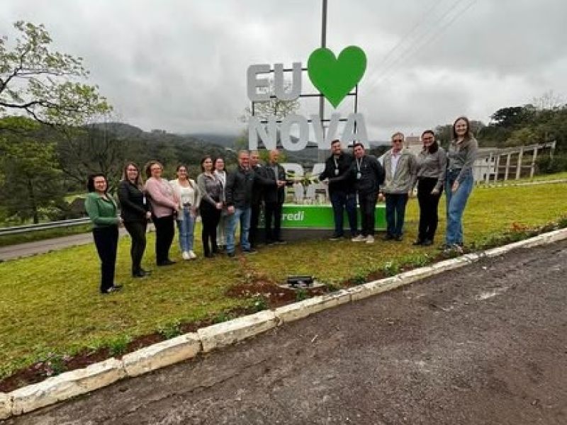 Foto de capa da notícia: 𝗜𝗡𝗔𝗨𝗚𝗨𝗥𝗔𝗖̧𝗔̃𝗢 𝗗𝗢 𝗟𝗘𝗧𝗥𝗘𝗜𝗥𝗢 𝗡𝗔 𝗘𝗡𝗧𝗥𝗔𝗗𝗔 𝗗𝗘 𝗡𝗢𝗩𝗔 𝗔𝗥𝗔𝗖̧𝗔́