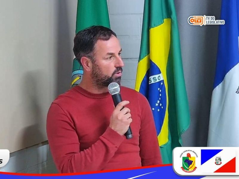 Foto de capa da notícia Vice-prefeito e secretário da saúde ocupa a tribuna livre