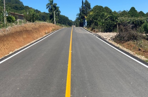 Foto de capa Pavimentação Asfáltica de Trecho denominado Travessão Cansan (Linha Fagundes Varela/ Linha Carlos Leopoldo)