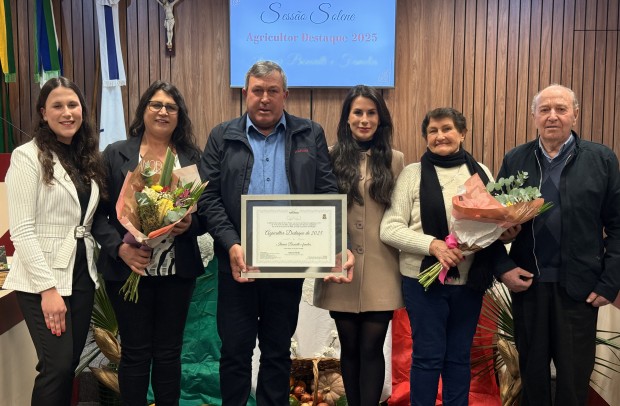 Sr. Itamar Boniatti e família.