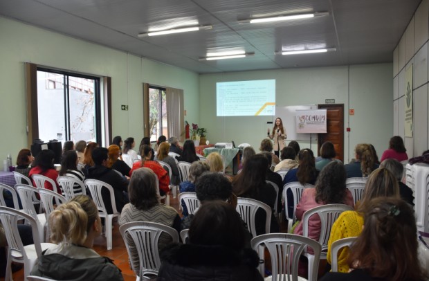 Foto de capa da notícia: 2ª Conferência Municipal de Políticas para Mulheres reuniu 60 participantes em Nova Petrópolis