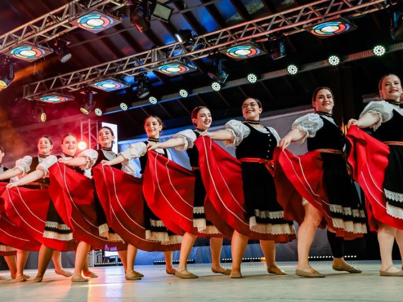 Foto de capa da notícia: Festival Internacional de Folclore de Nova Petrópolis se despede neste final de semana