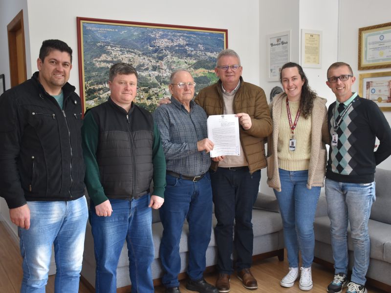 Foto de capa da notícia: Prefeitura de Nova Petrópolis firma Termo de Fomento com o CTG Pousada da Serra