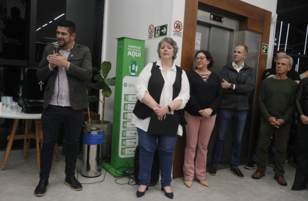 Foto de capa da notícia: Administração Municipal prestigia Exposição Recantos de Nova Petrópolis