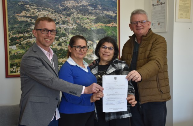Foto de capa da notícia: Prefeitura de Nova Petrópolis sanciona lei que denomina Praça do Vale Verde como Praça José Alfeu Prates