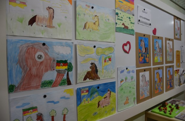 Foto de capa da notícia: Biblioteca Pública de Nova Petrópolis contou com a exposição de 100 trabalhos escolares no mês de agosto