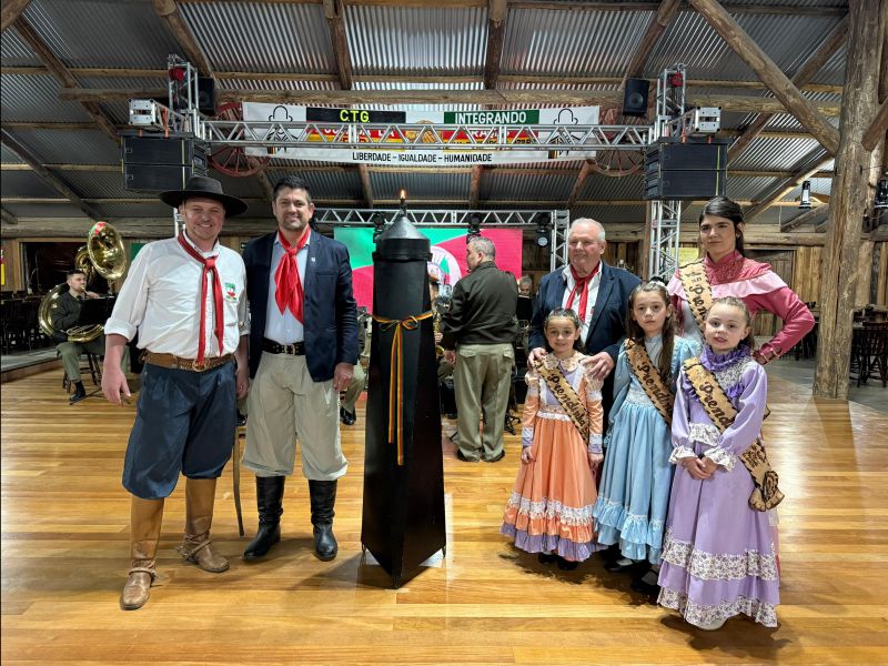 Foto de capa da notícia: Nova Petrópolis recebe a Chama Crioula durante os Festejos Farroupilhas