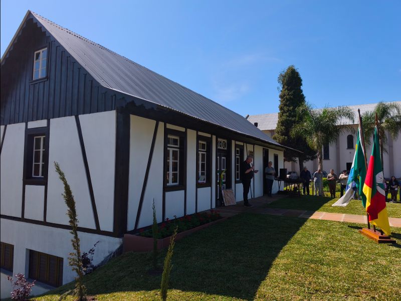 Foto de capa da notícia: Nova Petrópolis inaugura Centro de Pastoral na Linha Imperial