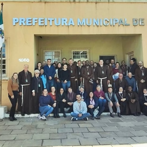 Foto de capa da notícia: Prefeitura de Ipê recebe Freis Capuchinhos