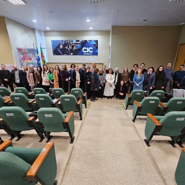 Foto de capa da notícia: Secretária Adriana Lovatel participa de Oficina sobre Patrimônio Cultural em Garibaldi